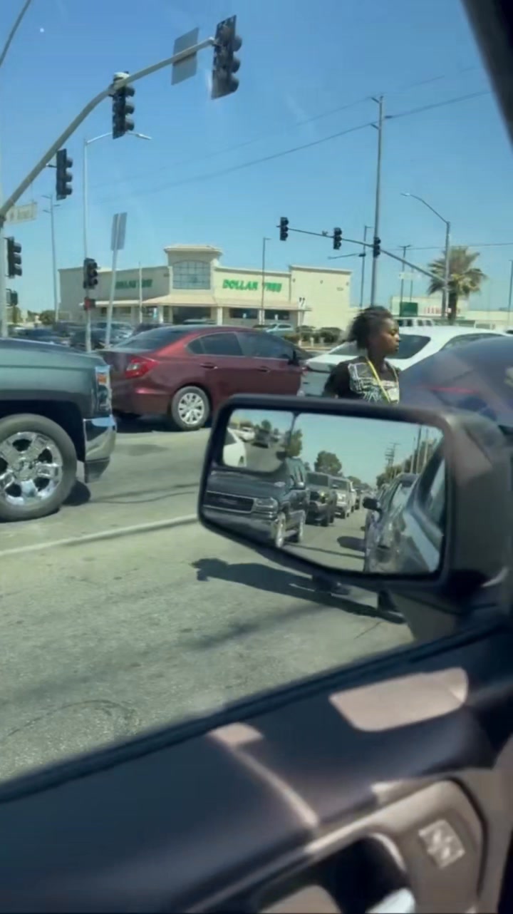Road Rage Warwick Rd Road rage incident earlier today at 20th Street West and Avenue J ...
